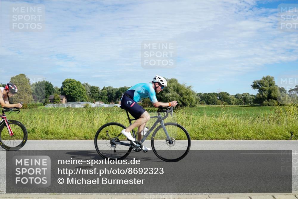 31.08.2025 - Elbe Triathlon Hamburg Michael Burmester http://msf.ph/oto/8692323 31.08.2025 10:32:36 Radfahren 786, 896, 932, 1168, 1174, 1185, 1226, 1240 meine-sportfotos.de