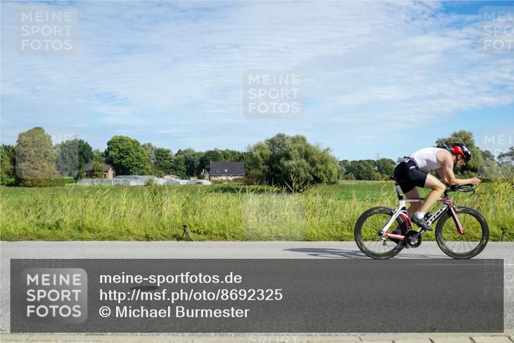 31.08.2025 - Elbe Triathlon Hamburg Michael Burmester http://msf.ph/oto/8692325 31.08.2025 10:32:37 Radfahren 786, 896, 932, 1168, 1174, 1185, 1226, 1240 meine-sportfotos.de