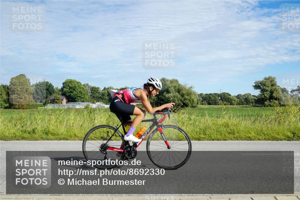31.08.2025 - Elbe Triathlon Hamburg Michael Burmester http://msf.ph/oto/8692330 31.08.2025 10:32:43 Radfahren 786, 896, 1174, 1195 meine-sportfotos.de