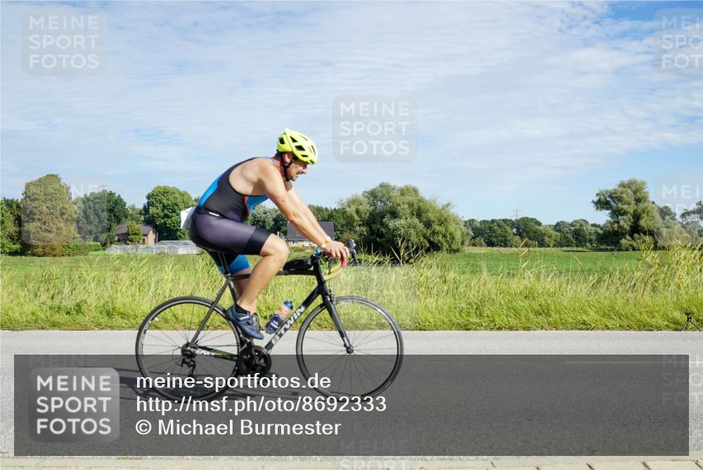 31.08.2025 - Elbe Triathlon Hamburg Michael Burmester http://msf.ph/oto/8692333 31.08.2025 10:33:01 Radfahren 1116, 1147, 1234 meine-sportfotos.de