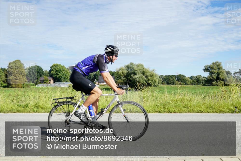 31.08.2025 - Elbe Triathlon Hamburg Michael Burmester http://msf.ph/oto/8692346 31.08.2025 10:33:22 Radfahren 826, 908, 944, 1119, 1157, 1177, 1191 meine-sportfotos.de