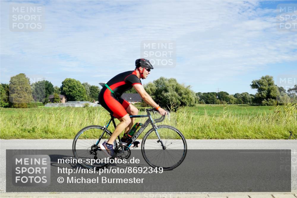 31.08.2025 - Elbe Triathlon Hamburg Michael Burmester http://msf.ph/oto/8692349 31.08.2025 10:33:24 Radfahren 826, 838, 850, 908, 944, 1119, 1157, 1177, 1191, 1235, 1241 meine-sportfotos.de