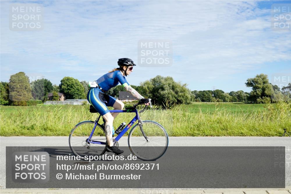 31.08.2025 - Elbe Triathlon Hamburg Michael Burmester http://msf.ph/oto/8692371 31.08.2025 10:34:03 Radfahren 874, 1225 meine-sportfotos.de