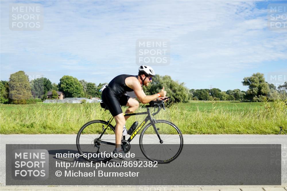 31.08.2025 - Elbe Triathlon Hamburg Michael Burmester http://msf.ph/oto/8692382 31.08.2025 10:34:27 Radfahren 968, 1146, 1176 meine-sportfotos.de