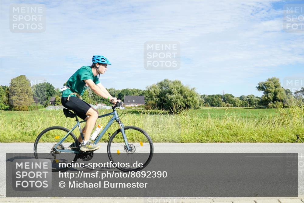 31.08.2025 - Elbe Triathlon Hamburg Michael Burmester http://msf.ph/oto/8692390 31.08.2025 10:34:43 Radfahren 404, 1134, 1231, 1244 meine-sportfotos.de