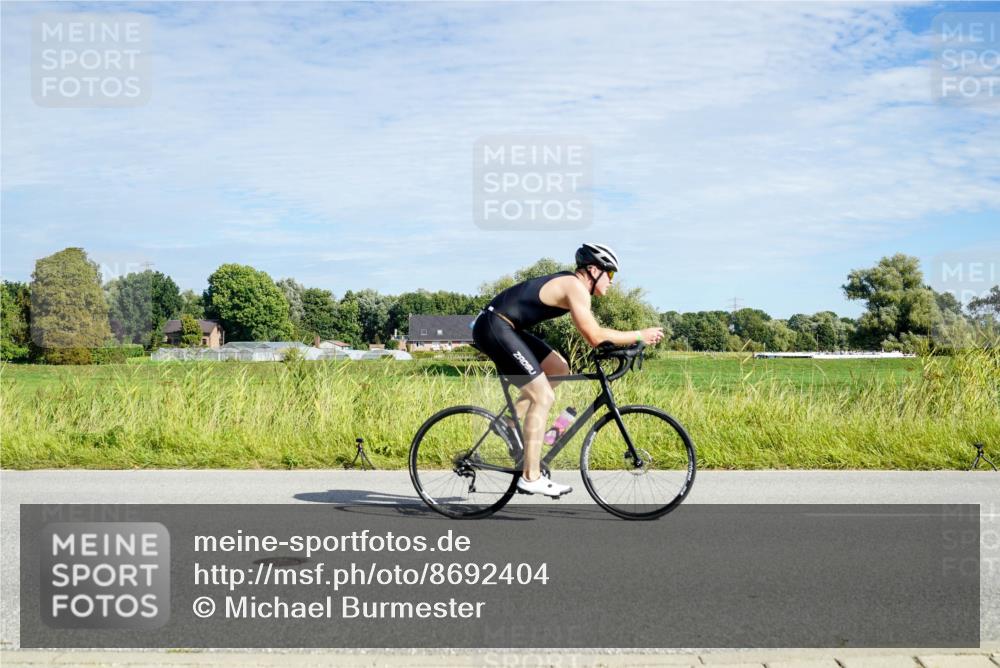 31.08.2025 - Elbe Triathlon Hamburg Michael Burmester http://msf.ph/oto/8692404 31.08.2025 10:35:09 Radfahren 794, 957, 1034, 1126, 1236 meine-sportfotos.de