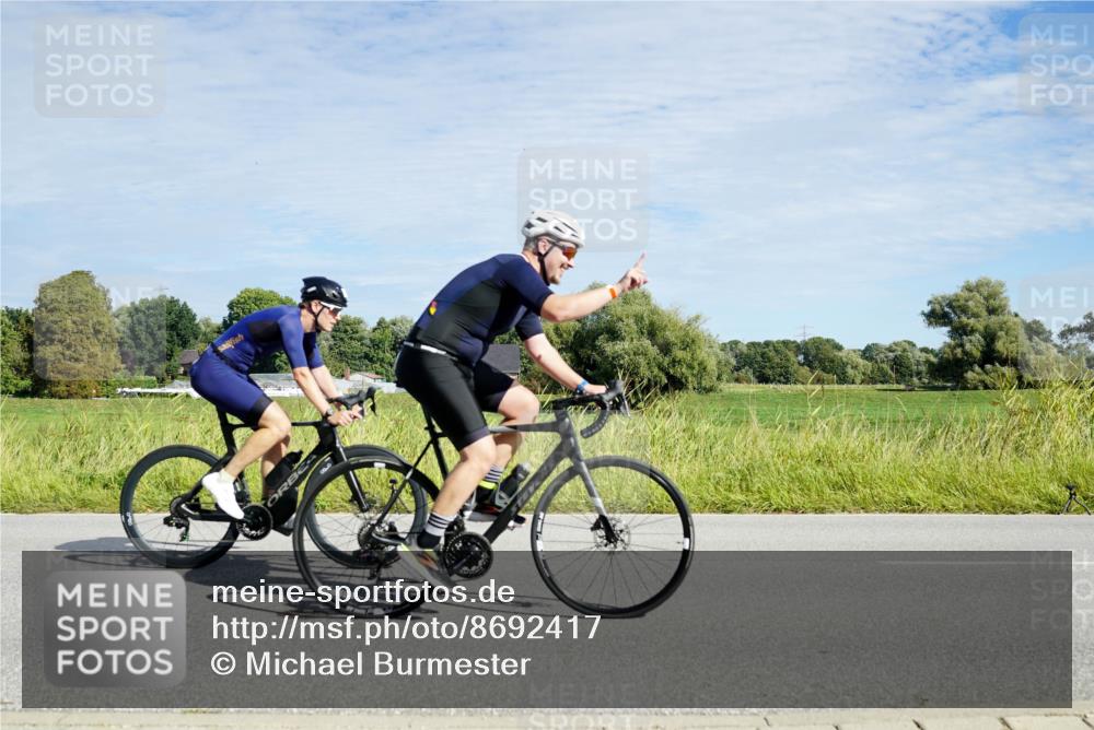 31.08.2025 - Elbe Triathlon Hamburg Michael Burmester http://msf.ph/oto/8692417 31.08.2025 10:35:43 Radfahren 803, 903, 1023, 1036, 1101, 1156, 1186, 1228 meine-sportfotos.de