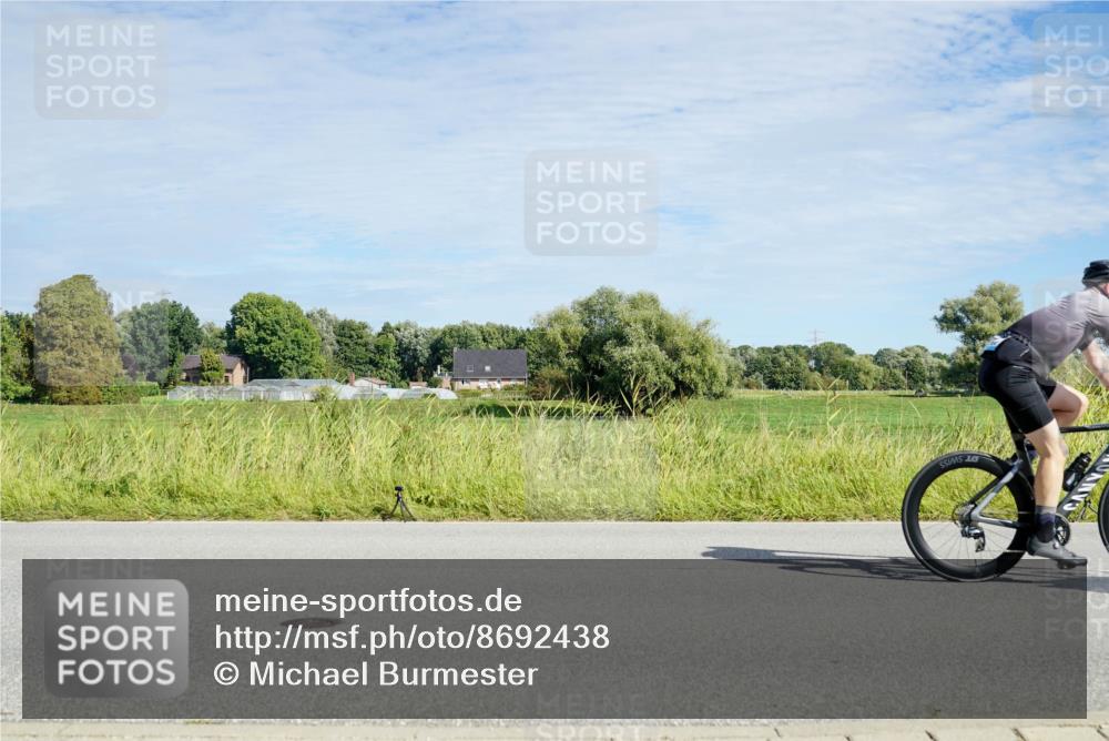 31.08.2025 - Elbe Triathlon Hamburg Michael Burmester http://msf.ph/oto/8692438 31.08.2025 10:36:08 Radfahren 781, 807, 828, 915, 1000, 1001, 1217, 1242, 1245 meine-sportfotos.de