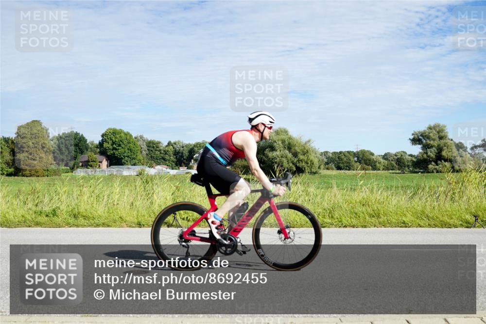31.08.2025 - Elbe Triathlon Hamburg Michael Burmester http://msf.ph/oto/8692455 31.08.2025 10:36:39 Radfahren 920, 1024, 1042, 1113, 1137, 1159, 1222 meine-sportfotos.de
