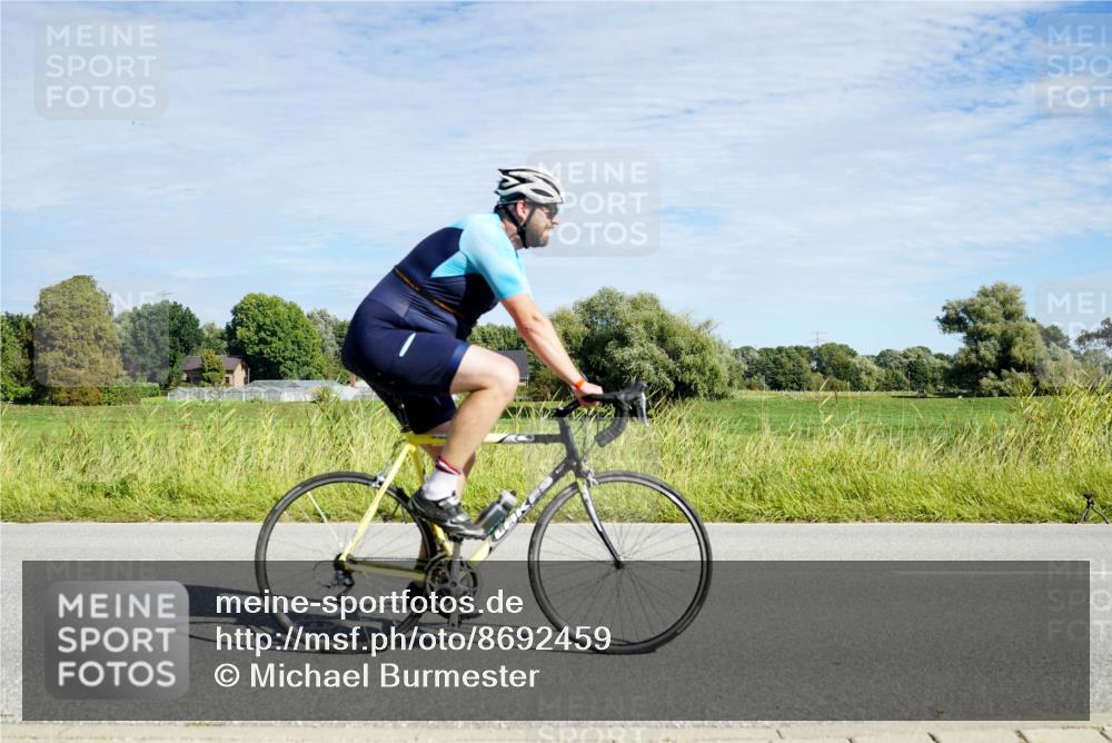 31.08.2025 - Elbe Triathlon Hamburg Michael Burmester http://msf.ph/oto/8692459 31.08.2025 10:36:42 Radfahren 920, 1024, 1042, 1113, 1124, 1135, 1137, 1222 meine-sportfotos.de