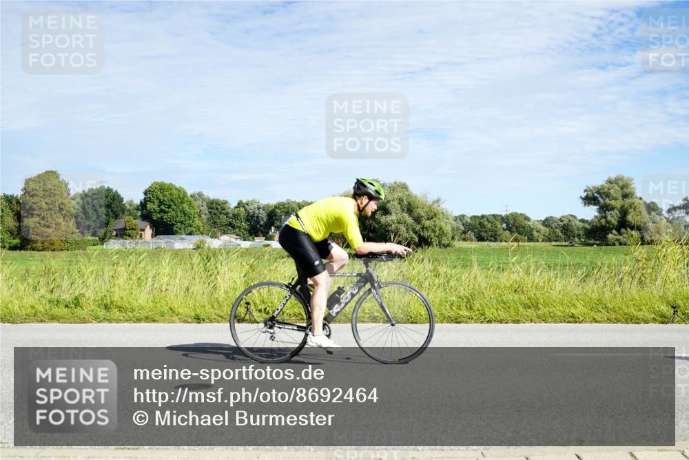 31.08.2025 - Elbe Triathlon Hamburg Michael Burmester http://msf.ph/oto/8692464 31.08.2025 10:36:49 Radfahren 963, 983, 998, 1056, 1067, 1124, 1135, 1137, 1178 meine-sportfotos.de