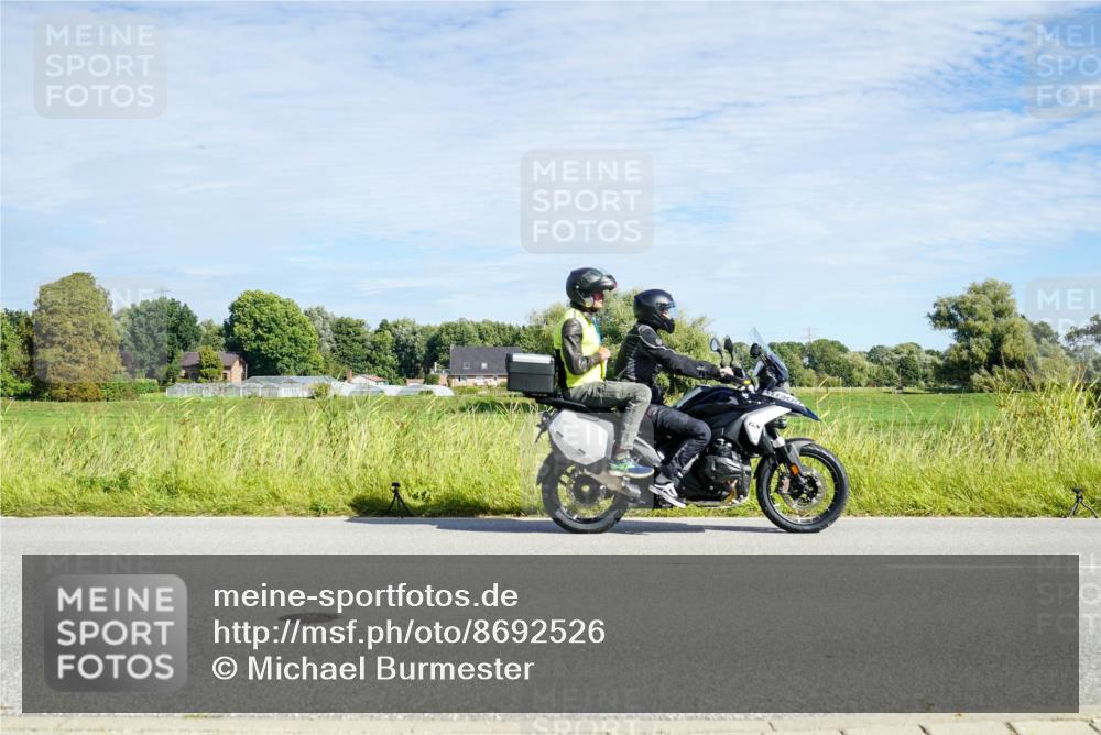 31.08.2025 - Elbe Triathlon Hamburg Michael Burmester http://msf.ph/oto/8692526 31.08.2025 10:38:23 Radfahren 783, 832, 844, 942, 965, 1106, 1109 meine-sportfotos.de