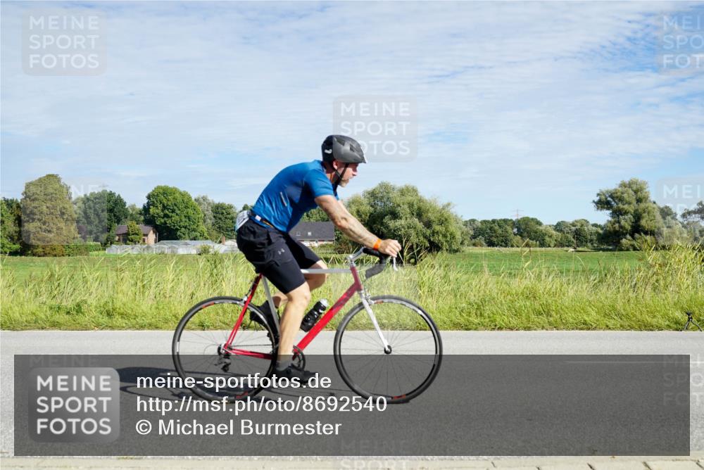 31.08.2025 - Elbe Triathlon Hamburg Michael Burmester http://msf.ph/oto/8692540 31.08.2025 10:38:40 Radfahren 634, 771, 972, 1201, 1274 meine-sportfotos.de