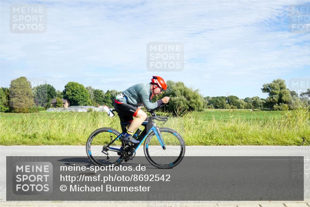 31.08.2025 - Elbe Triathlon Hamburg Michael Burmester http://msf.ph/oto/8692542 31.08.2025 10:38:42 Radfahren 634, 771, 972, 1201, 1274, 1291 meine-sportfotos.de