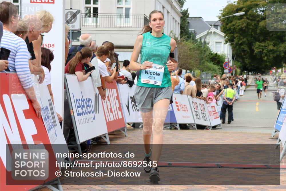 31.08.2025 - 21. Blankeneser Heldenlauf Strokosch-Dieckow http://msf.ph/oto/8692545 31.08.2025 12:37:47 Ziel 4231 meine-sportfotos.de
