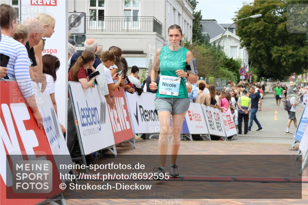 31.08.2025 - 21. Blankeneser Heldenlauf Strokosch-Dieckow http://msf.ph/oto/8692595 31.08.2025 12:37:47 Ziel 4231 meine-sportfotos.de
