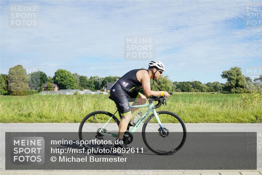 31.08.2025 - Elbe Triathlon Hamburg Michael Burmester http://msf.ph/oto/8692611 31.08.2025 10:41:05 Radfahren 564, 1255 meine-sportfotos.de