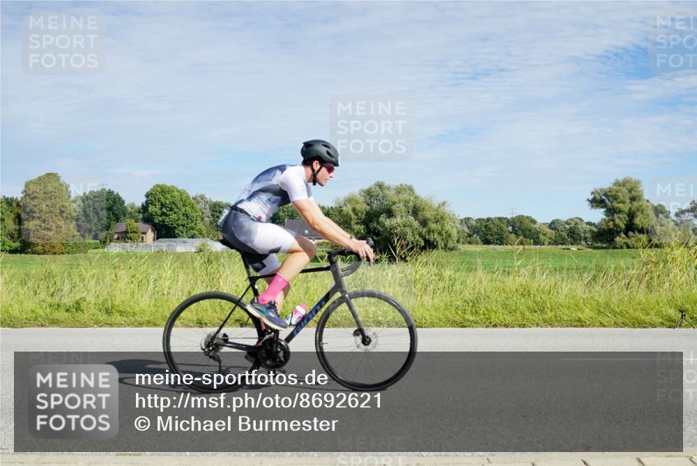 31.08.2025 - Elbe Triathlon Hamburg Michael Burmester http://msf.ph/oto/8692621 31.08.2025 10:41:30 Radfahren 926, 955, 1035, 1062, 1096, 1148 meine-sportfotos.de