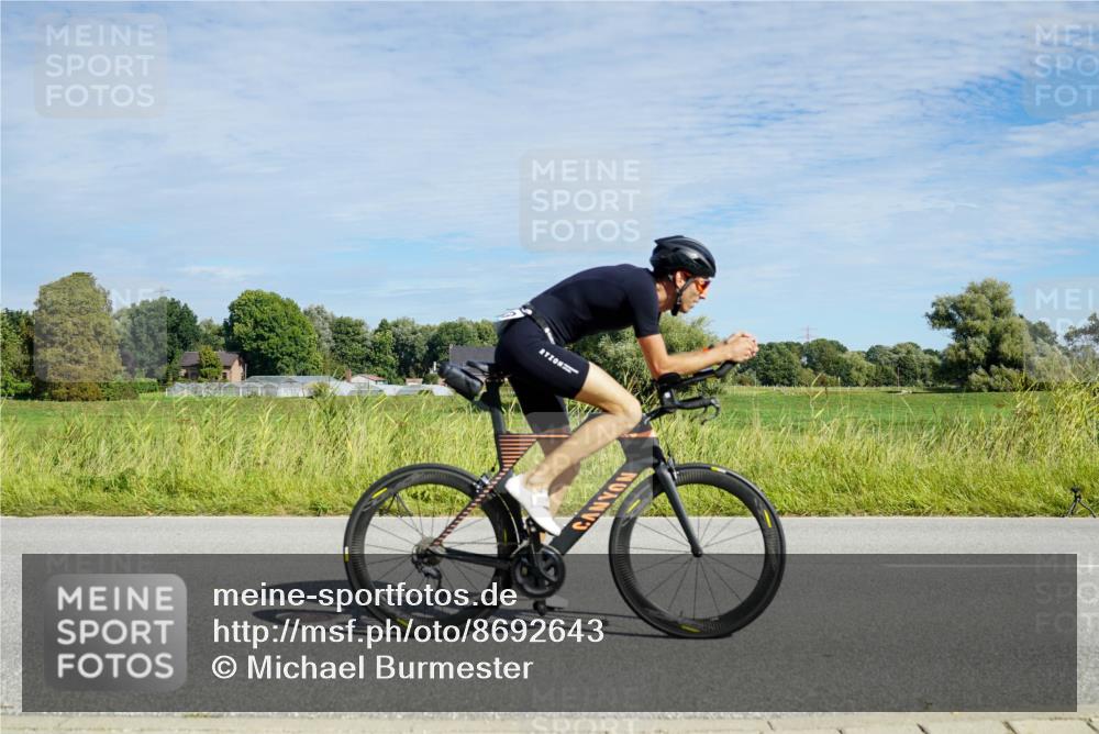 31.08.2025 - Elbe Triathlon Hamburg Michael Burmester http://msf.ph/oto/8692643 31.08.2025 10:42:10 Radfahren 987, 1082, 1094, 1123, 1250, 1297 meine-sportfotos.de