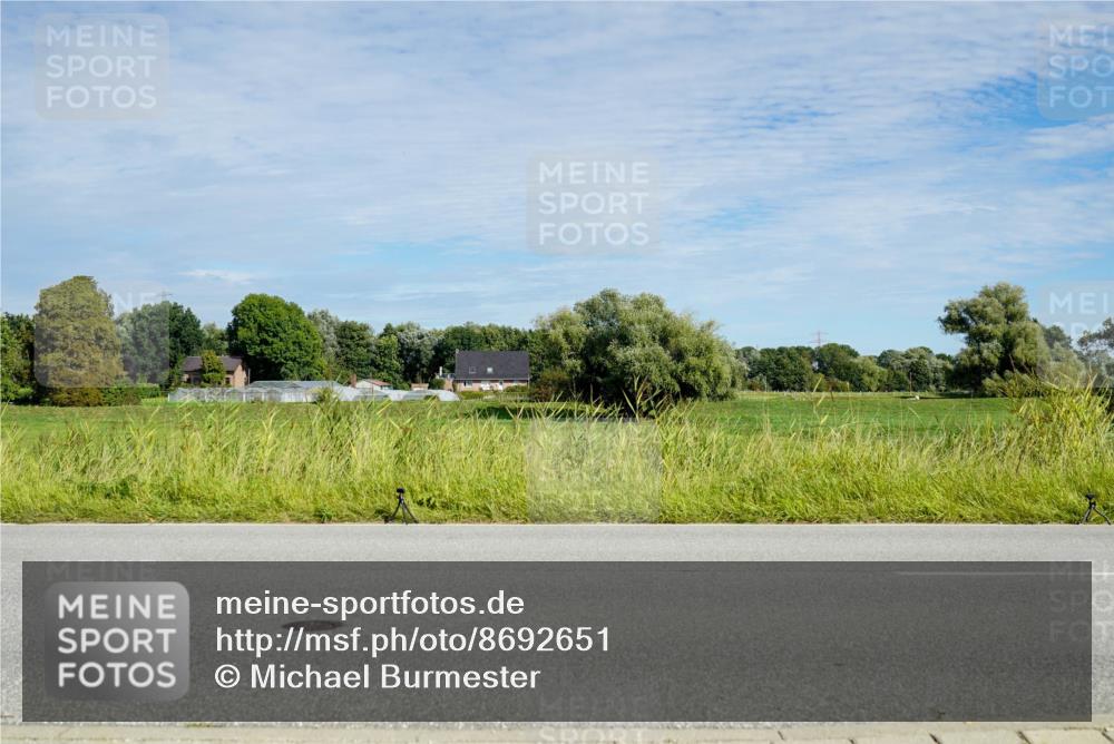 31.08.2025 - Elbe Triathlon Hamburg Michael Burmester http://msf.ph/oto/8692651 31.08.2025 10:42:26 Radfahren 954, 973, 992, 1008, 1055, 1323 meine-sportfotos.de