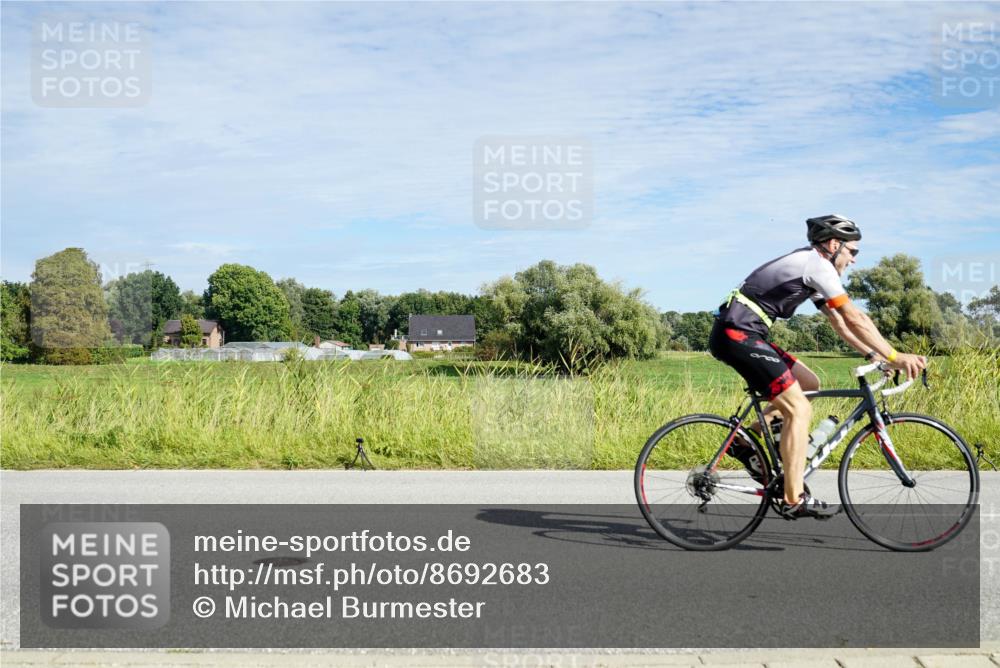 31.08.2025 - Elbe Triathlon Hamburg Michael Burmester http://msf.ph/oto/8692683 31.08.2025 10:43:11 Radfahren 806, 1010, 1020, 1103, 1180, 1196, 1280, 1299, 1310, 1327 meine-sportfotos.de