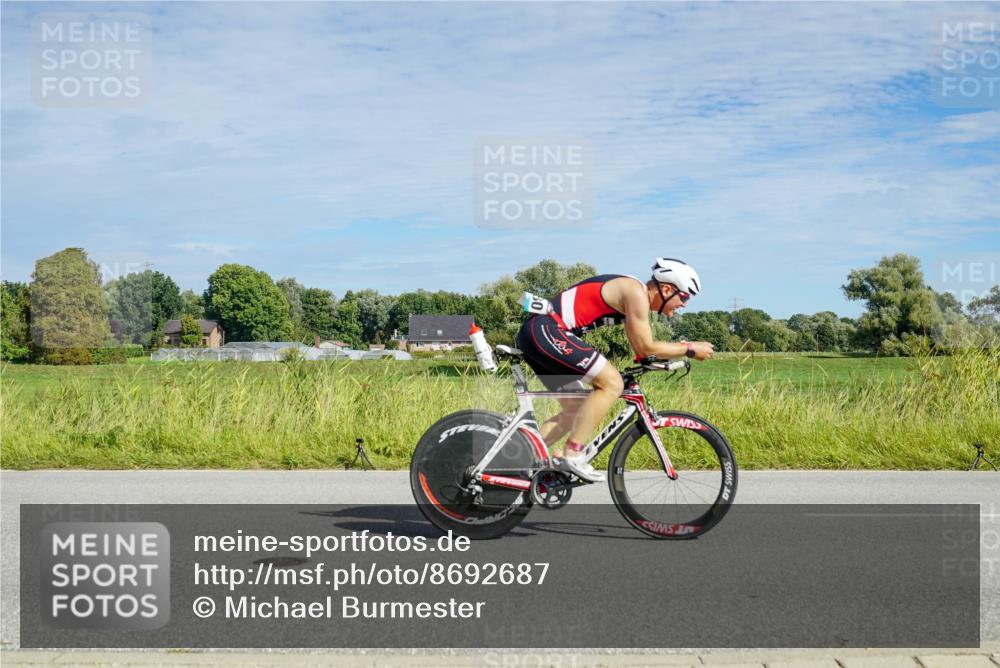 31.08.2025 - Elbe Triathlon Hamburg Michael Burmester http://msf.ph/oto/8692687 31.08.2025 10:43:17 Radfahren 958, 1020, 1108, 1180, 1196, 1302, 1310 meine-sportfotos.de