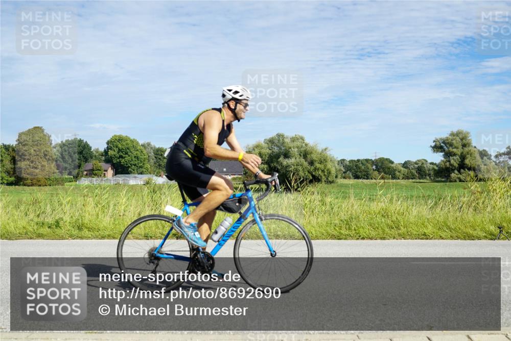 31.08.2025 - Elbe Triathlon Hamburg Michael Burmester http://msf.ph/oto/8692690 31.08.2025 10:43:20 Radfahren 958, 1108, 1180, 1227, 1248, 1302, 1310 meine-sportfotos.de