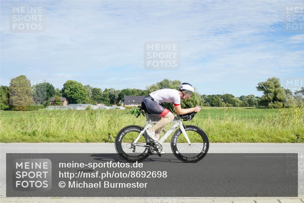 31.08.2025 - Elbe Triathlon Hamburg Michael Burmester http://msf.ph/oto/8692698 31.08.2025 10:43:46 Radfahren 890, 980, 1121, 1202, 1344 meine-sportfotos.de