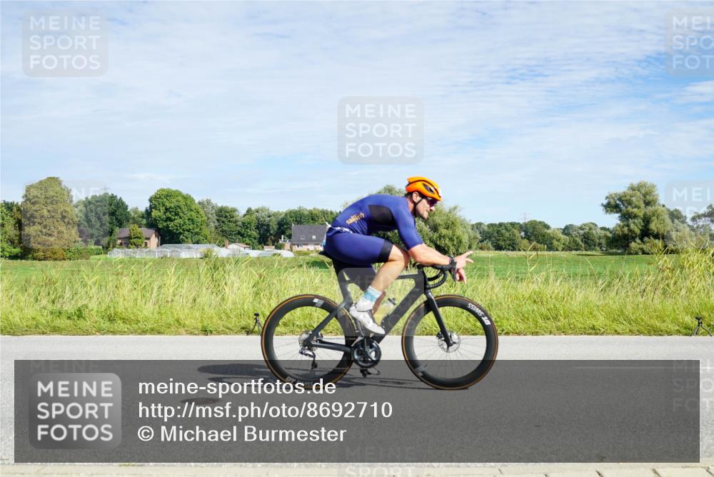 31.08.2025 - Elbe Triathlon Hamburg Michael Burmester http://msf.ph/oto/8692710 31.08.2025 10:44:06 Radfahren 1183, 1206, 1251, 1326, 1445 meine-sportfotos.de