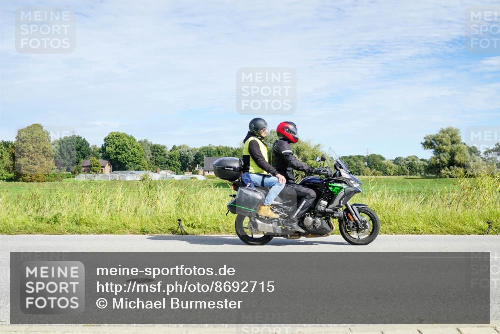 31.08.2025 - Elbe Triathlon Hamburg Michael Burmester http://msf.ph/oto/8692715 31.08.2025 10:44:08 Radfahren 1183, 1251, 1445 meine-sportfotos.de
