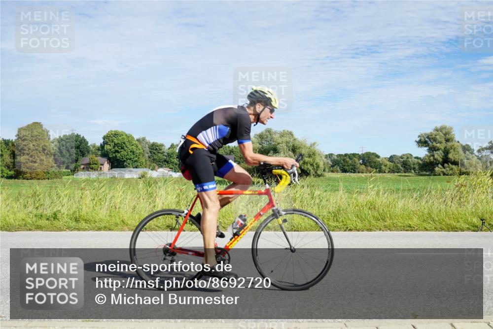 31.08.2025 - Elbe Triathlon Hamburg Michael Burmester http://msf.ph/oto/8692720 31.08.2025 10:44:29 Radfahren 782, 905, 951, 1313, 1322 meine-sportfotos.de
