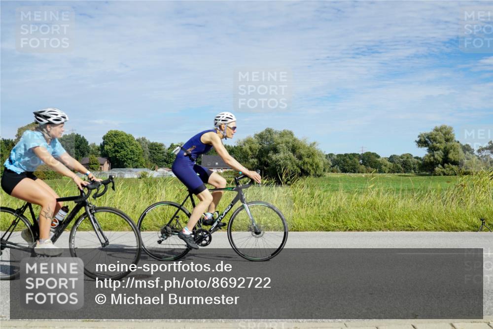 31.08.2025 - Elbe Triathlon Hamburg Michael Burmester http://msf.ph/oto/8692722 31.08.2025 10:44:35 Radfahren 782, 905, 951, 1307 meine-sportfotos.de
