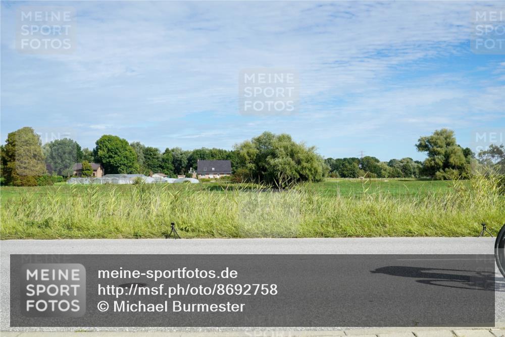 31.08.2025 - Elbe Triathlon Hamburg Michael Burmester http://msf.ph/oto/8692758 31.08.2025 10:46:14 Radfahren 1259, 1270 meine-sportfotos.de