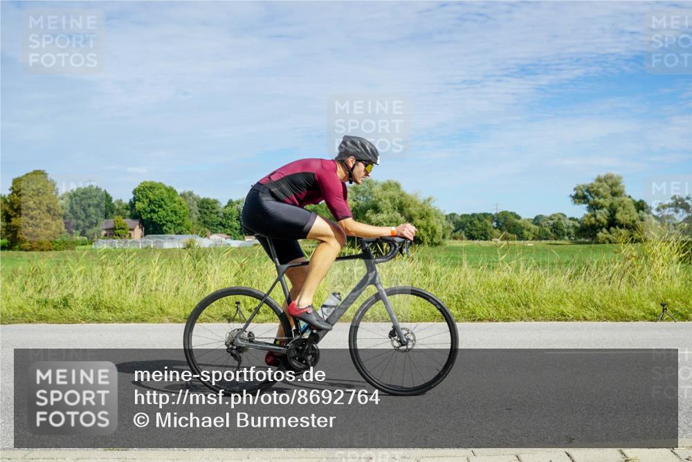 31.08.2025 - Elbe Triathlon Hamburg Michael Burmester http://msf.ph/oto/8692764 31.08.2025 10:46:30 Radfahren 1059, 1144, 1224, 1320, 1334 meine-sportfotos.de