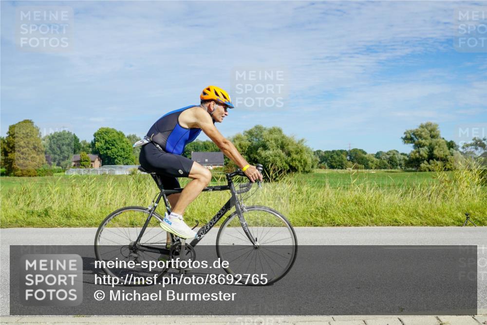 31.08.2025 - Elbe Triathlon Hamburg Michael Burmester http://msf.ph/oto/8692765 31.08.2025 10:46:31 Radfahren 1059, 1144, 1224, 1320, 1334 meine-sportfotos.de