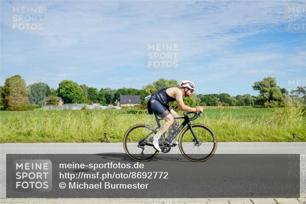 31.08.2025 - Elbe Triathlon Hamburg Michael Burmester http://msf.ph/oto/8692772 31.08.2025 10:46:44 Radfahren 1139, 1143, 1170, 1246, 1263, 1268 meine-sportfotos.de