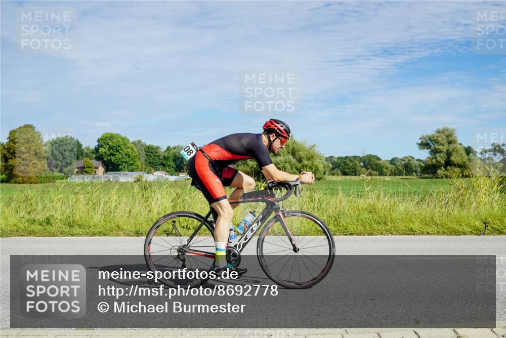 31.08.2025 - Elbe Triathlon Hamburg Michael Burmester http://msf.ph/oto/8692778 31.08.2025 10:46:55 Radfahren 799, 941, 1187, 1208, 1352 meine-sportfotos.de