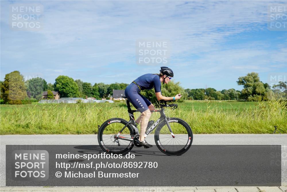31.08.2025 - Elbe Triathlon Hamburg Michael Burmester http://msf.ph/oto/8692780 31.08.2025 10:46:58 Radfahren 789, 799, 941, 956, 1127, 1187, 1208, 1332, 1352 meine-sportfotos.de