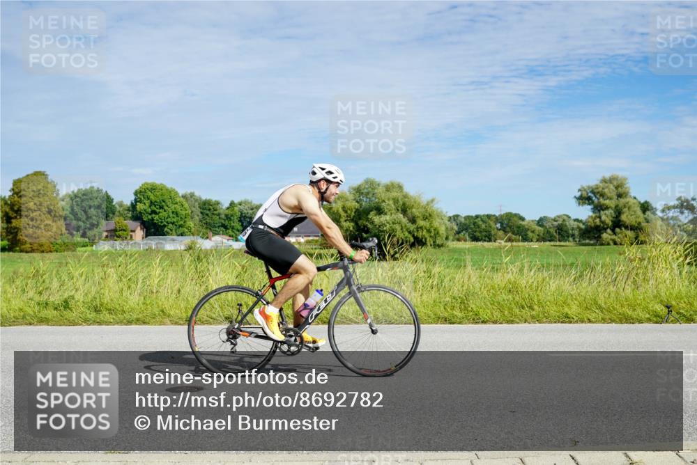 31.08.2025 - Elbe Triathlon Hamburg Michael Burmester http://msf.ph/oto/8692782 31.08.2025 10:47:02 Radfahren 789, 941, 956, 1127, 1128, 1187, 1267, 1332, 1352 meine-sportfotos.de