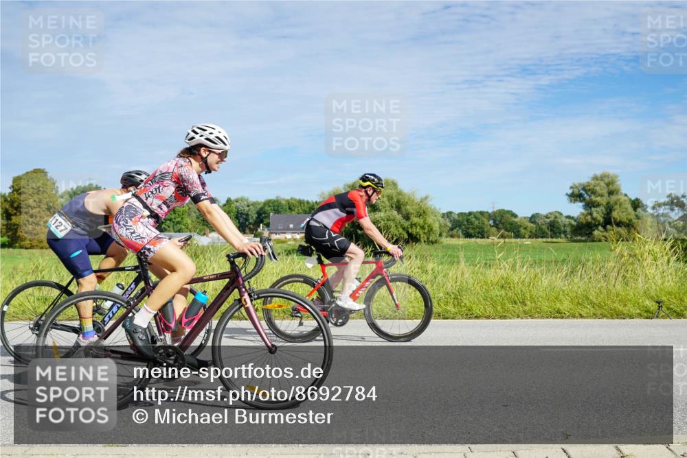 31.08.2025 - Elbe Triathlon Hamburg Michael Burmester http://msf.ph/oto/8692784 31.08.2025 10:47:03 Radfahren 789, 941, 956, 1127, 1128, 1187, 1267, 1332 meine-sportfotos.de