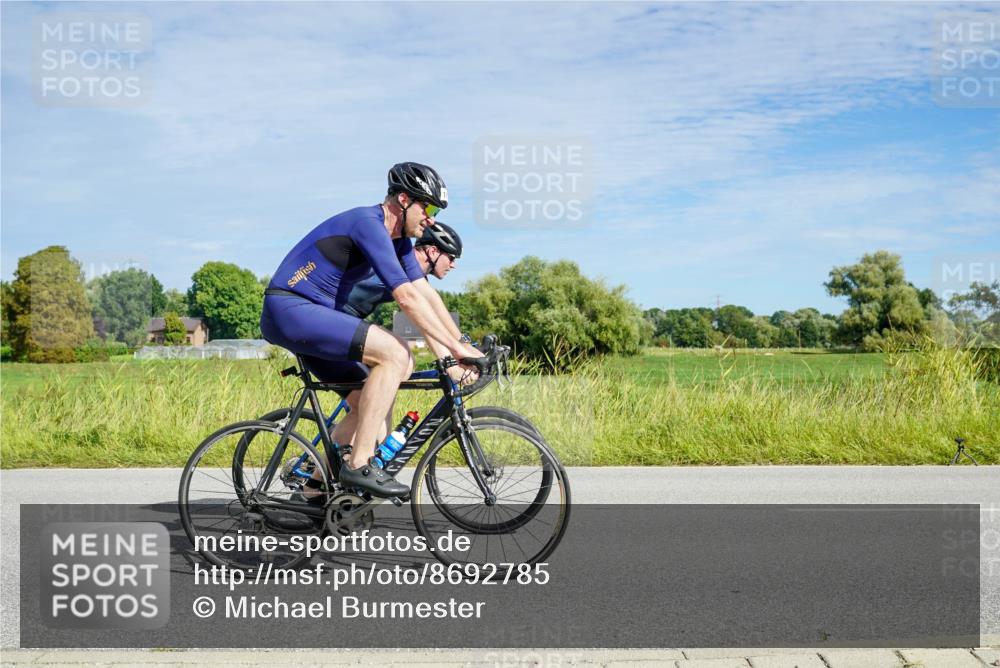 31.08.2025 - Elbe Triathlon Hamburg Michael Burmester http://msf.ph/oto/8692785 31.08.2025 10:47:08 Radfahren 1128, 1240, 1267, 1316 meine-sportfotos.de