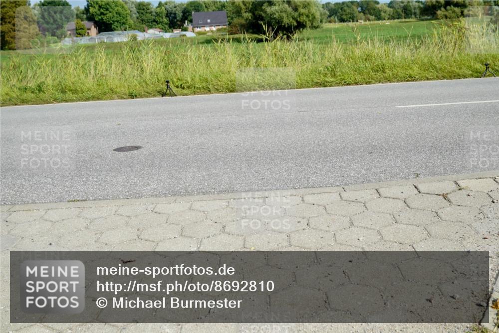 31.08.2025 - Elbe Triathlon Hamburg Michael Burmester http://msf.ph/oto/8692810 31.08.2025 10:48:13 Radfahren 870, 1225, 1289, 1336, 1340 meine-sportfotos.de
