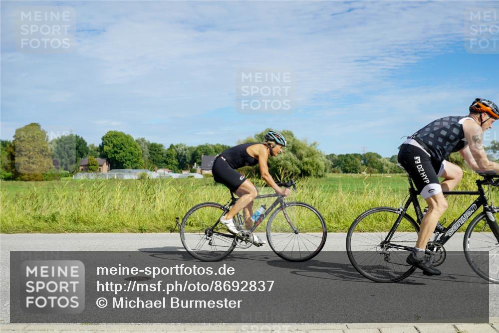 31.08.2025 - Elbe Triathlon Hamburg Michael Burmester http://msf.ph/oto/8692837 31.08.2025 10:49:17 Radfahren 1104, 1190, 1308, 1424, 1496 meine-sportfotos.de