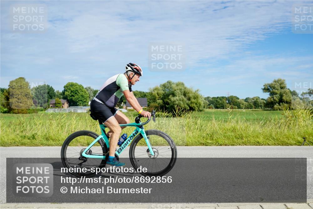 31.08.2025 - Elbe Triathlon Hamburg Michael Burmester http://msf.ph/oto/8692856 31.08.2025 10:50:15 Radfahren 1126, 1134, 1343, 1480 meine-sportfotos.de