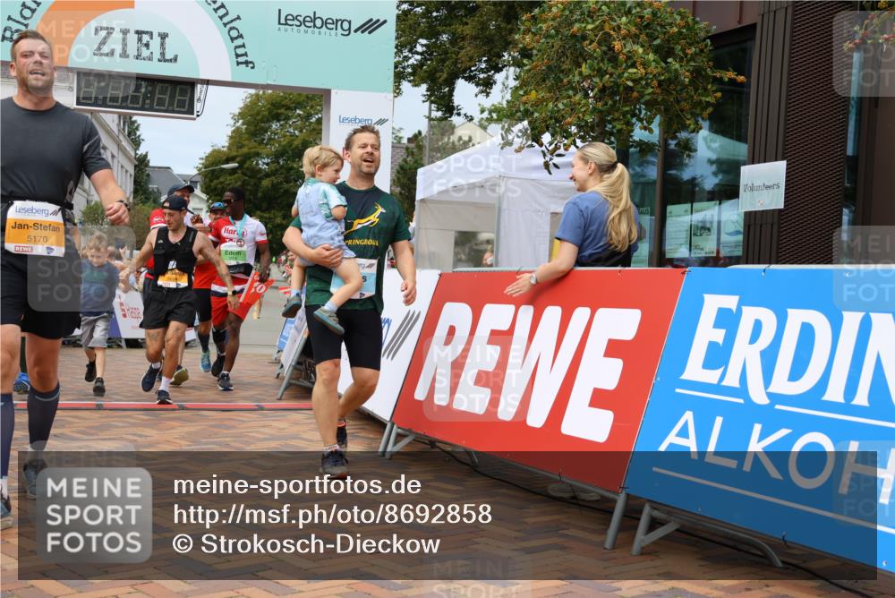 31.08.2025 - 21. Blankeneser Heldenlauf Strokosch-Dieckow http://msf.ph/oto/8692858 31.08.2025 12:37:35 Ziel 5170, 5361, 5265, 5699, 5698, 5617, 4175 meine-sportfotos.de