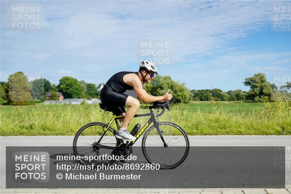 31.08.2025 - Elbe Triathlon Hamburg Michael Burmester http://msf.ph/oto/8692860 31.08.2025 10:50:22 Radfahren 1134, 1146, 1220, 1236, 1354, 1480 meine-sportfotos.de