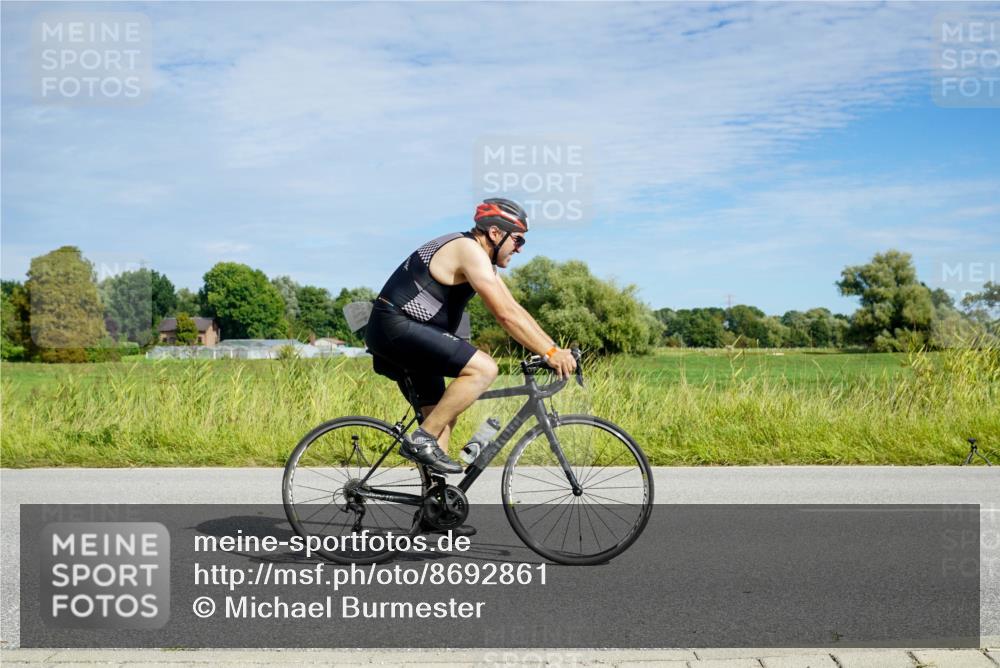 31.08.2025 - Elbe Triathlon Hamburg Michael Burmester http://msf.ph/oto/8692861 31.08.2025 10:50:24 Radfahren 1146, 1220, 1236, 1354 meine-sportfotos.de