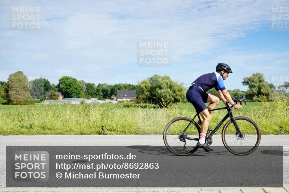 31.08.2025 - Elbe Triathlon Hamburg Michael Burmester http://msf.ph/oto/8692863 31.08.2025 10:50:25 Radfahren 1146, 1220, 1236, 1333, 1354 meine-sportfotos.de