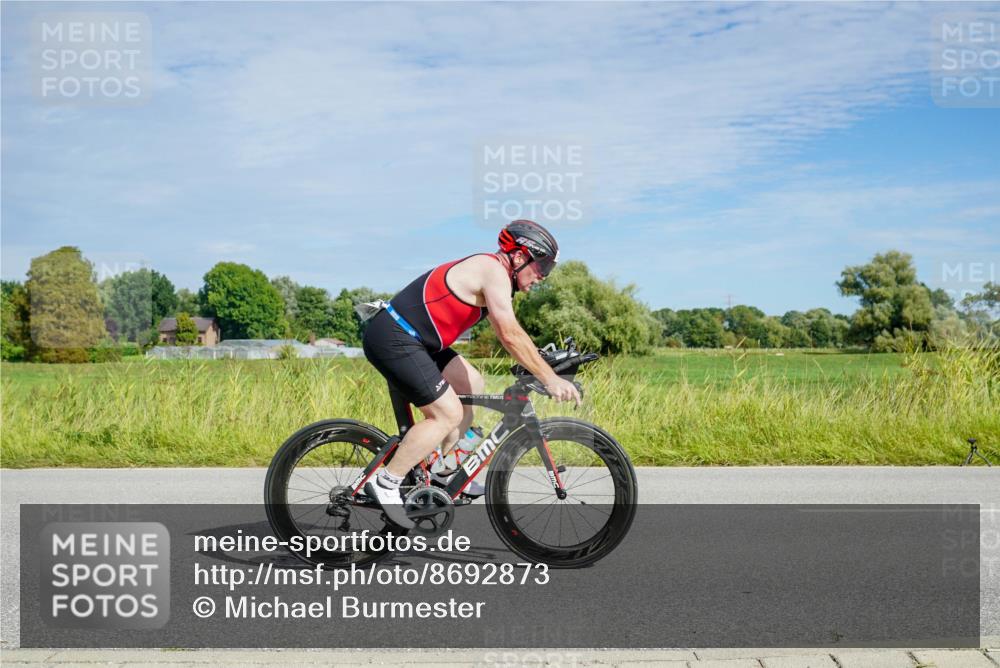 31.08.2025 - Elbe Triathlon Hamburg Michael Burmester http://msf.ph/oto/8692873 31.08.2025 10:50:51 Radfahren 794, 1176, 1287, 1324 meine-sportfotos.de