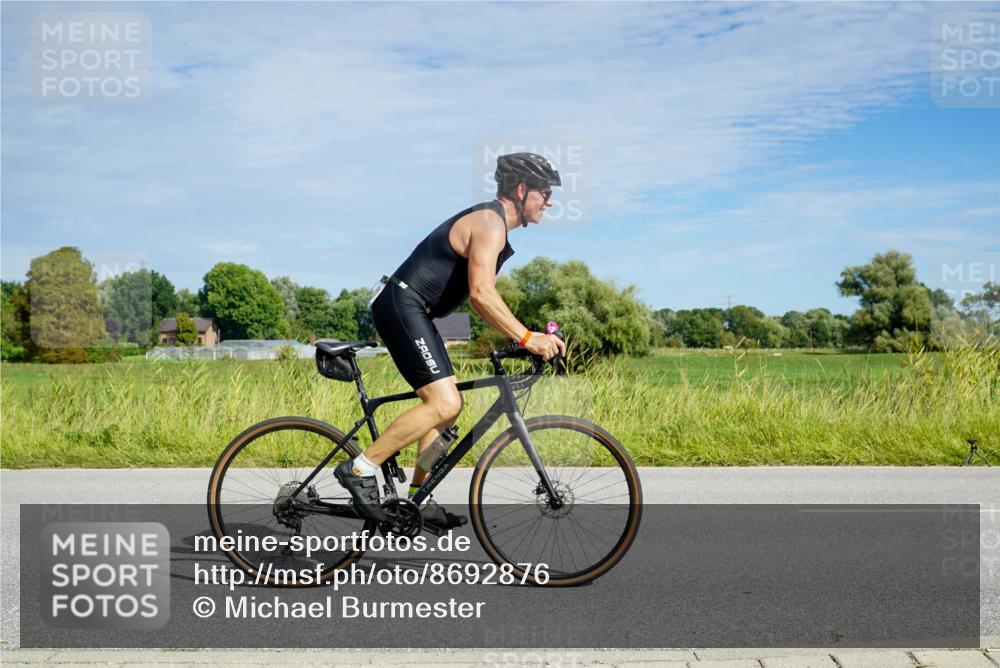 31.08.2025 - Elbe Triathlon Hamburg Michael Burmester http://msf.ph/oto/8692876 31.08.2025 10:51:03 Radfahren 1150, 1204, 1231, 1241, 1274, 1418 meine-sportfotos.de